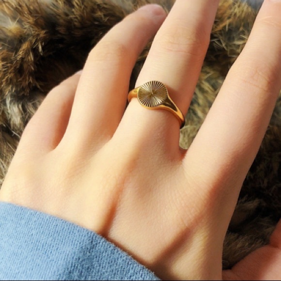 Dainty ring sunshine ring - Picture 7 of 8